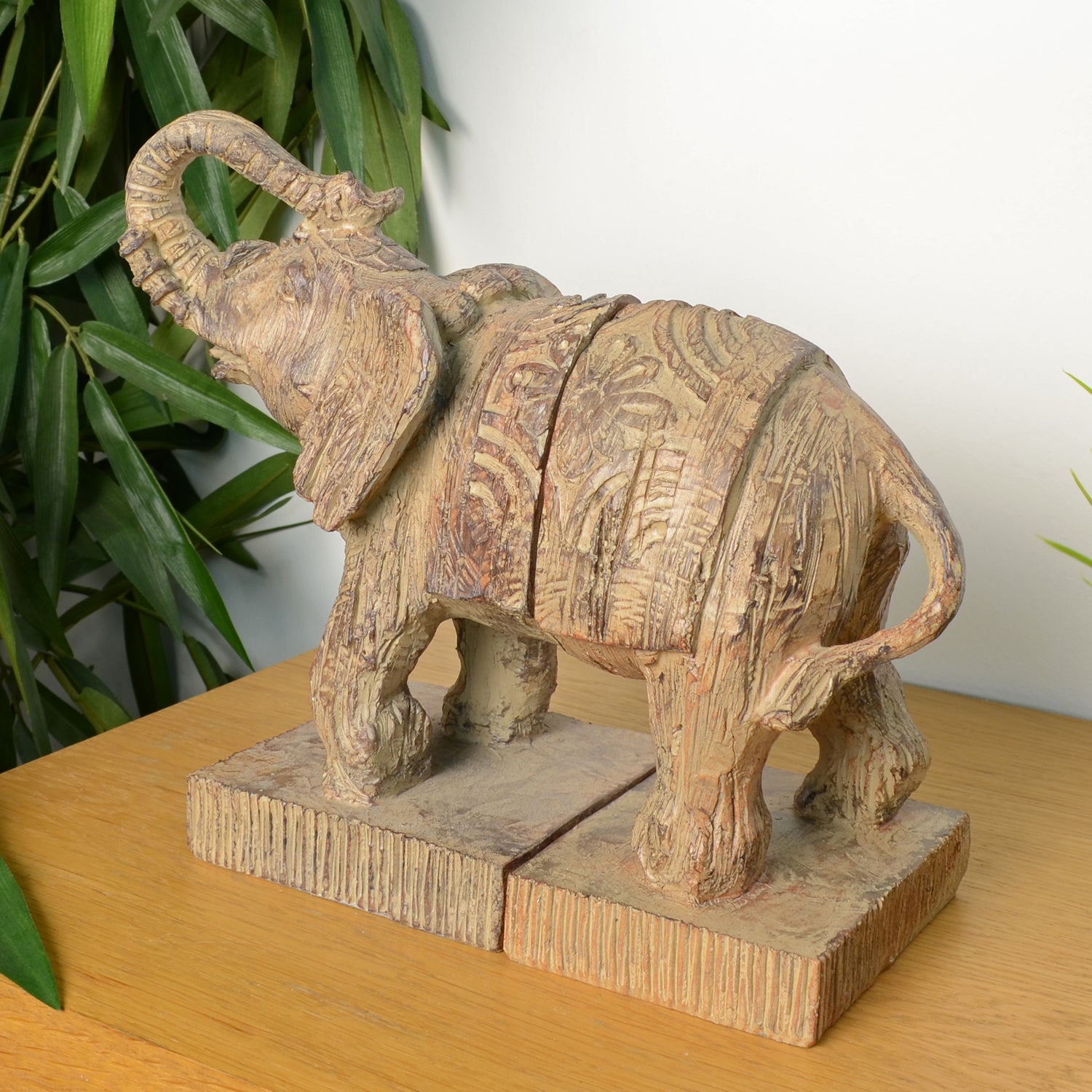 Elur Elephant Bookends 23cm Carved Wood Effect Statues Elur   