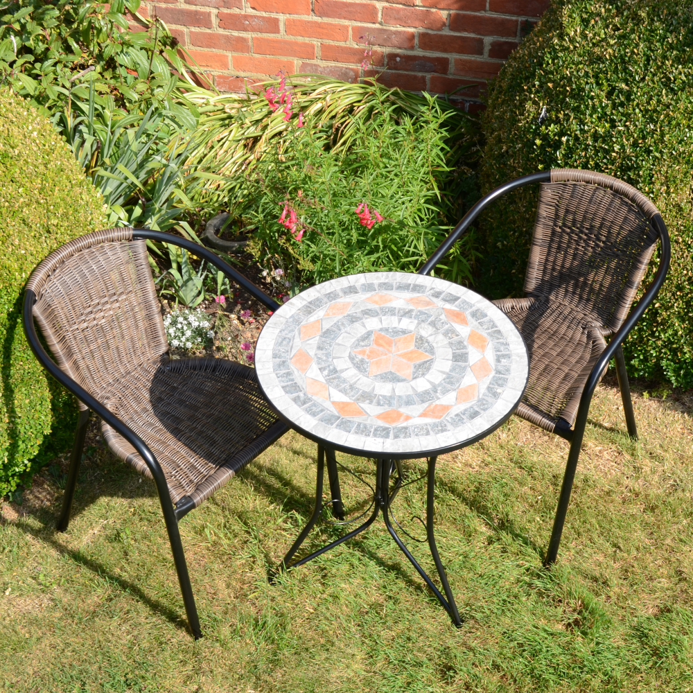 Second hand bistro online table and chairs